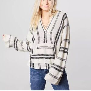 Billabong Baja Beach V-Neck Sweater - Black and Cream